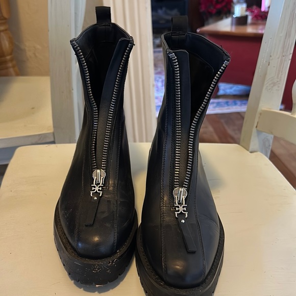 Sam Edelman Shoes - Sam Edelman Lug sole zip boots.